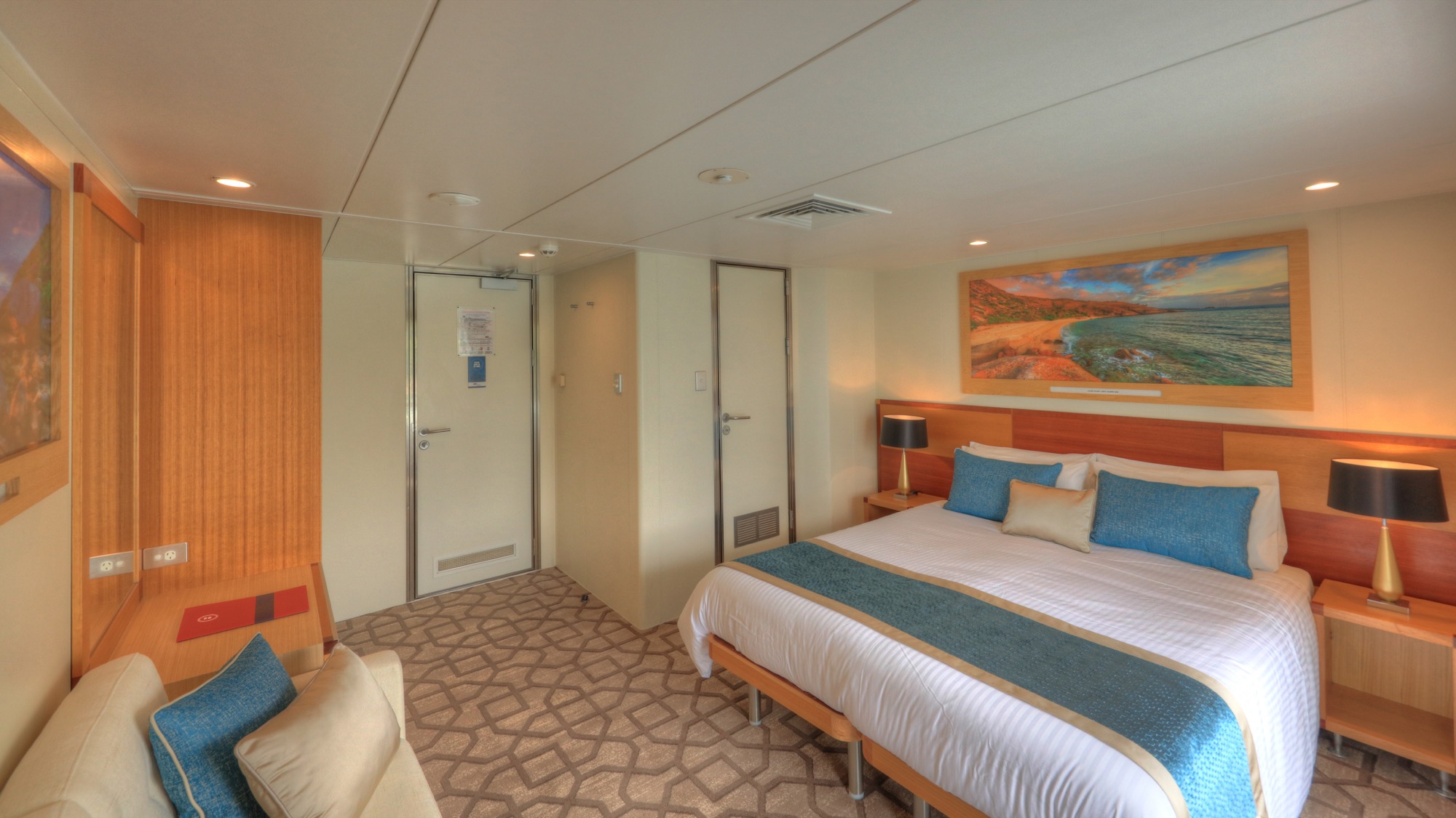 Coral Expeditions Coral Discoverer - Bridge Deck Balcony 2.jpg